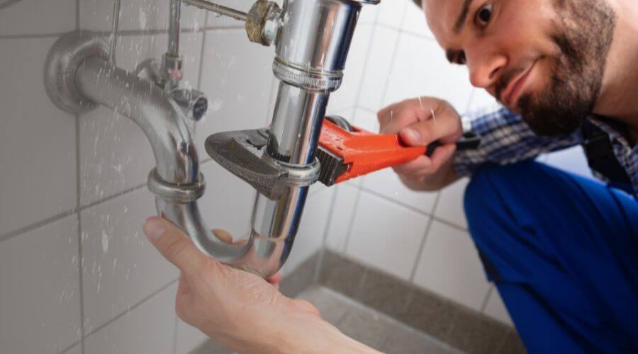 Professional emergency plumbing in Bedford, TX